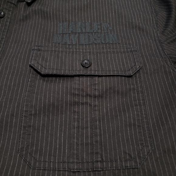 HARLEY-DAVIDSON Black Button Down with Skull shirt - Picture 3 of 8